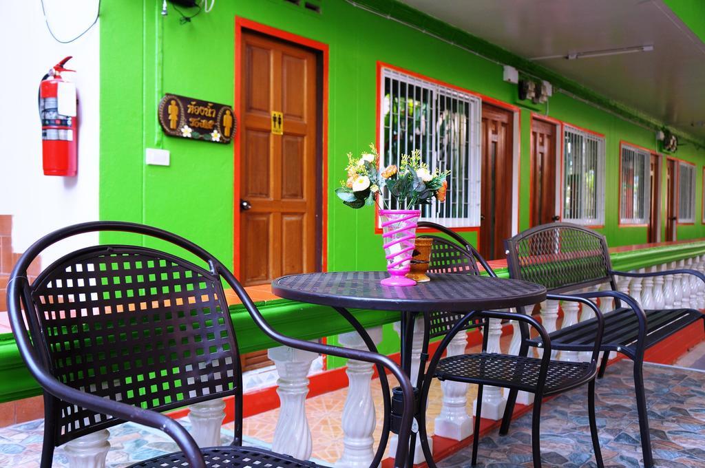 Noble Homestay Чиангмай Екстериор снимка